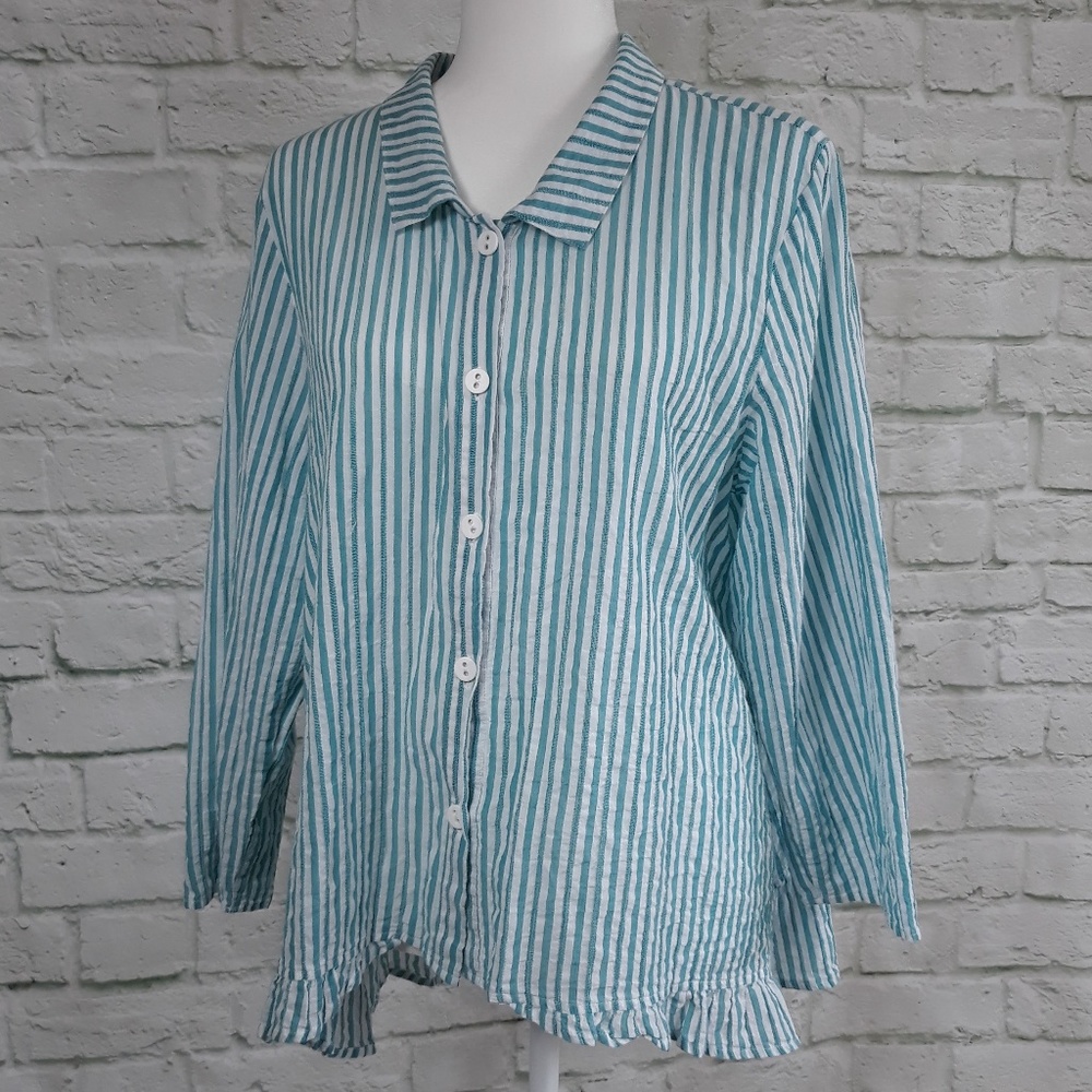 Habitat clothes to live in, tunic size large